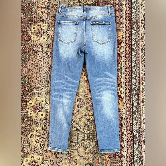 FINAL PRICE DROP Vervet Light Wash Jeans - Picture 3 of 8